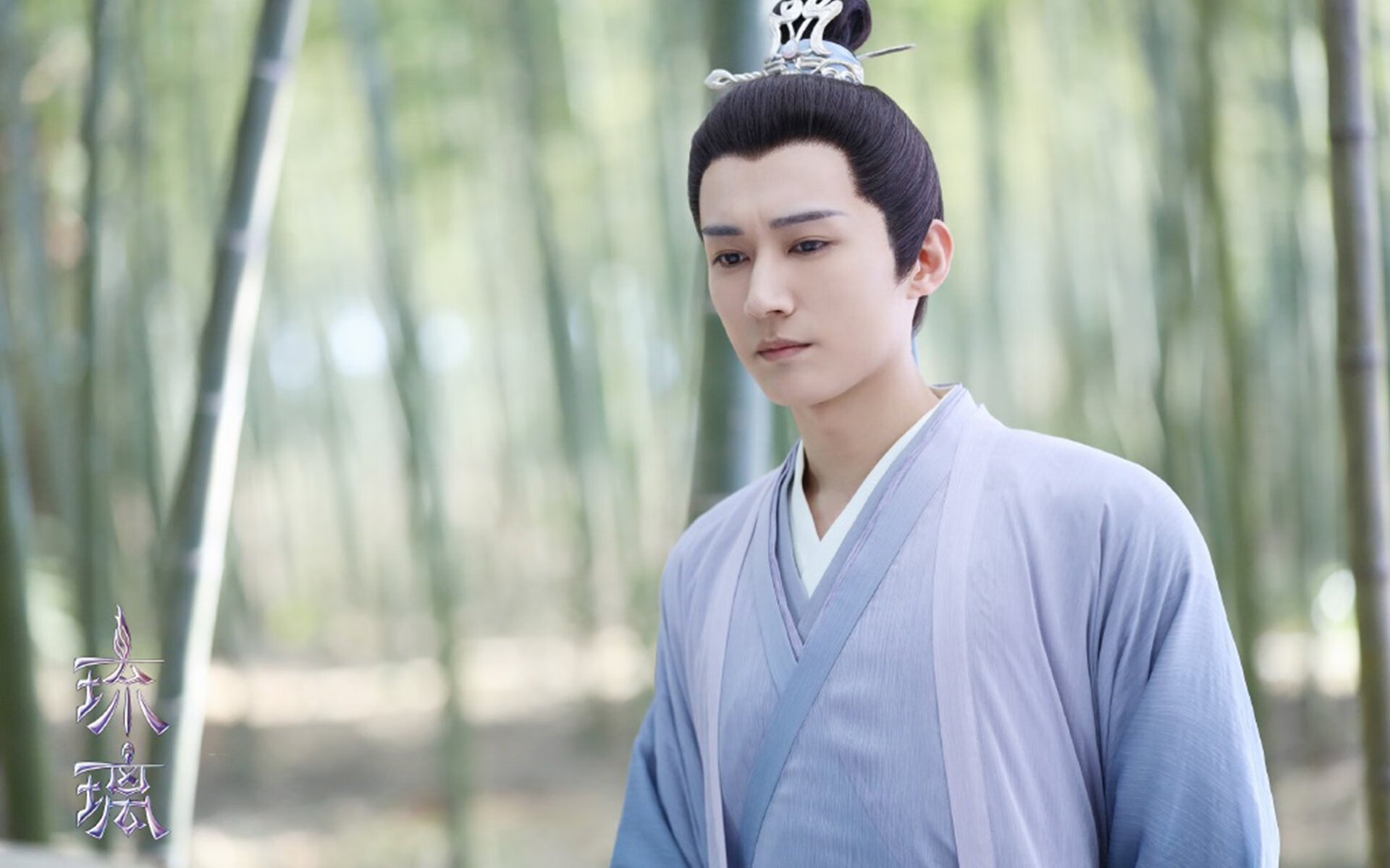 特色足球运动在边远地区农村中逐步普及,促进地区平衡发展,足球特色学校主题绘画